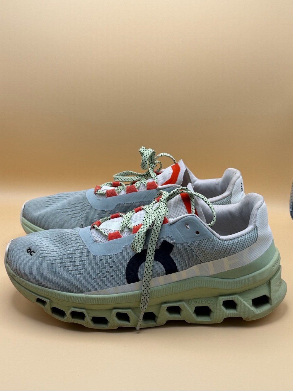 On Running Cloudmonster Women's
